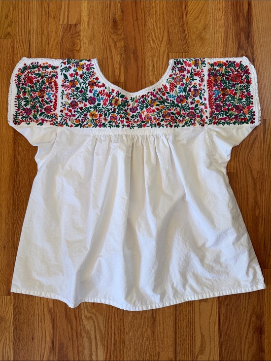 Madewell Tops - Madewell Embroidered White Mexican Peasant Blouse with Multicolor Floral Yoke M